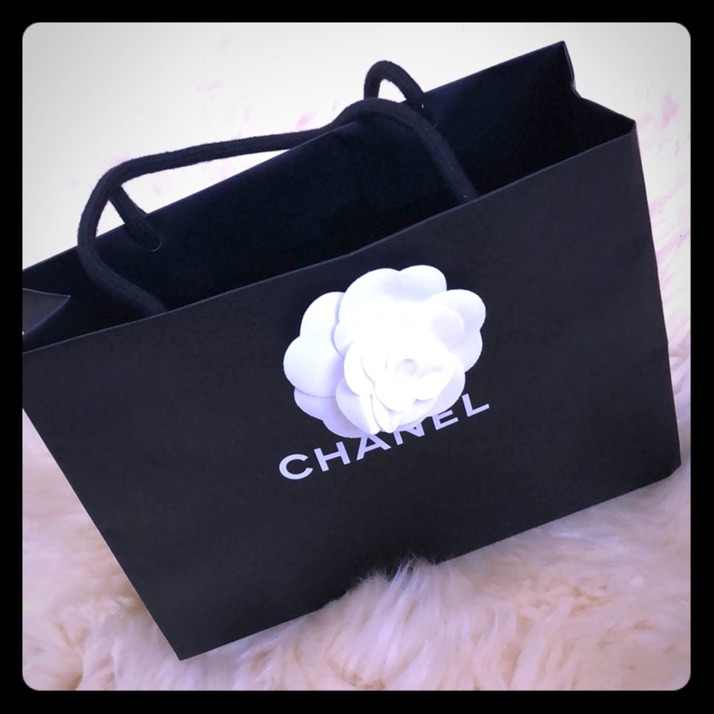 CHANEL paper bag